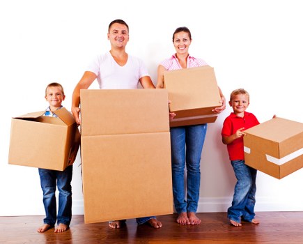 Hornchurch moving team handling household items