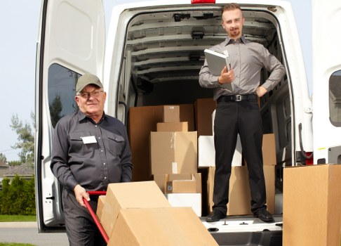 Man with a van service helping with a Hornchurch home move