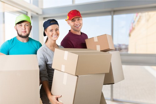 Free quote policy for a Man With Van Hornchurch service