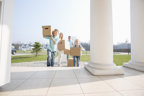 Commercial moving truck support for Hornchurch businesses