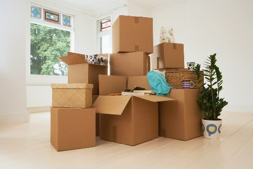 Truck hire for moving in Hornchurch near local streets and homes