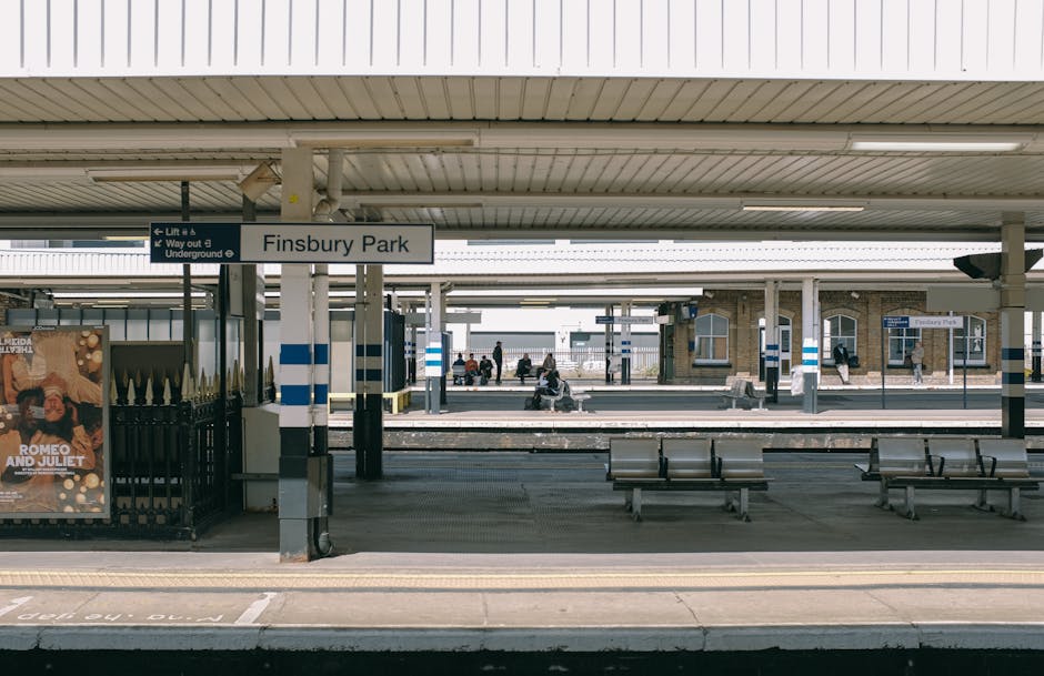 https://manwithvanhornchurch.co.uk/blog/furniture-removals-near-hornchurch-station-best-local-routes/